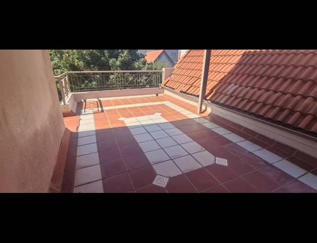 2 BEDROOM APARTMENT FOR SALE IN HALFWAY GARDENS